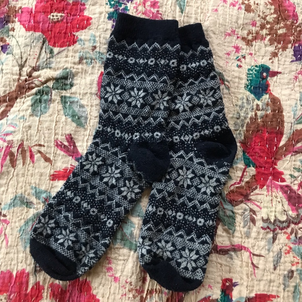 Bundle up! Socks 3 for $5: Warm Fair isle socks in bevy and white
